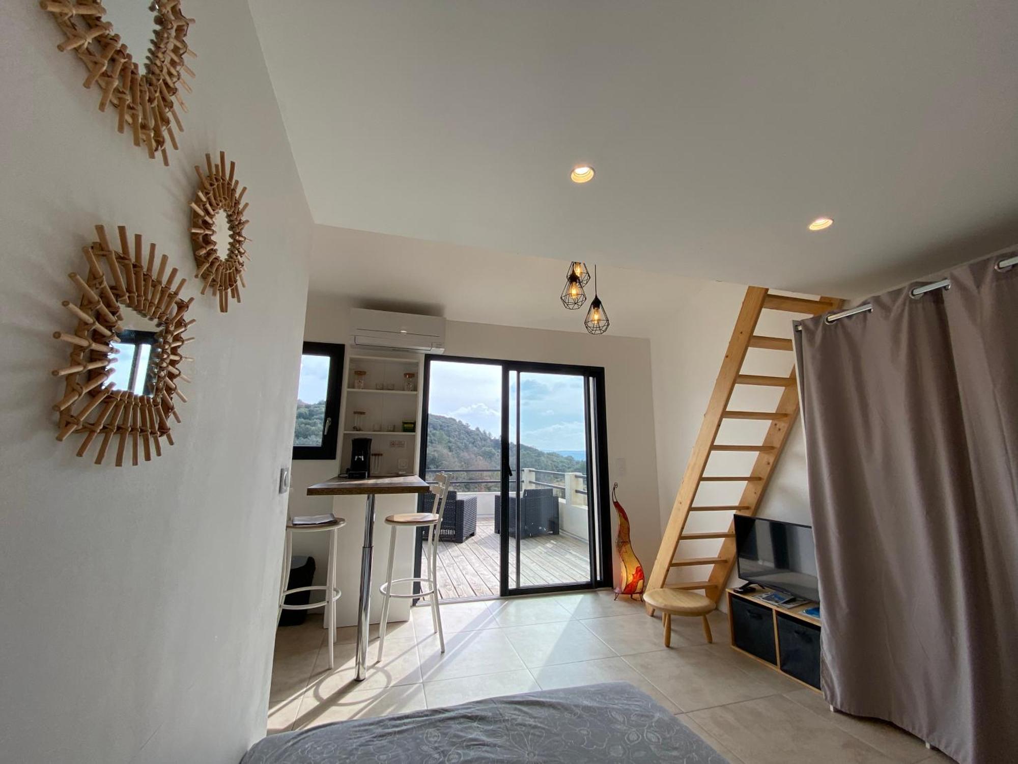 Studio Au Calme, Grande Terrasse Avec Vue Vallee Ginasservis Экстерьер фото